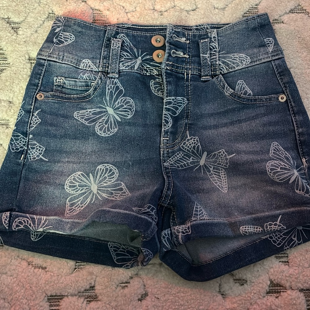 Love the butterfly but to small